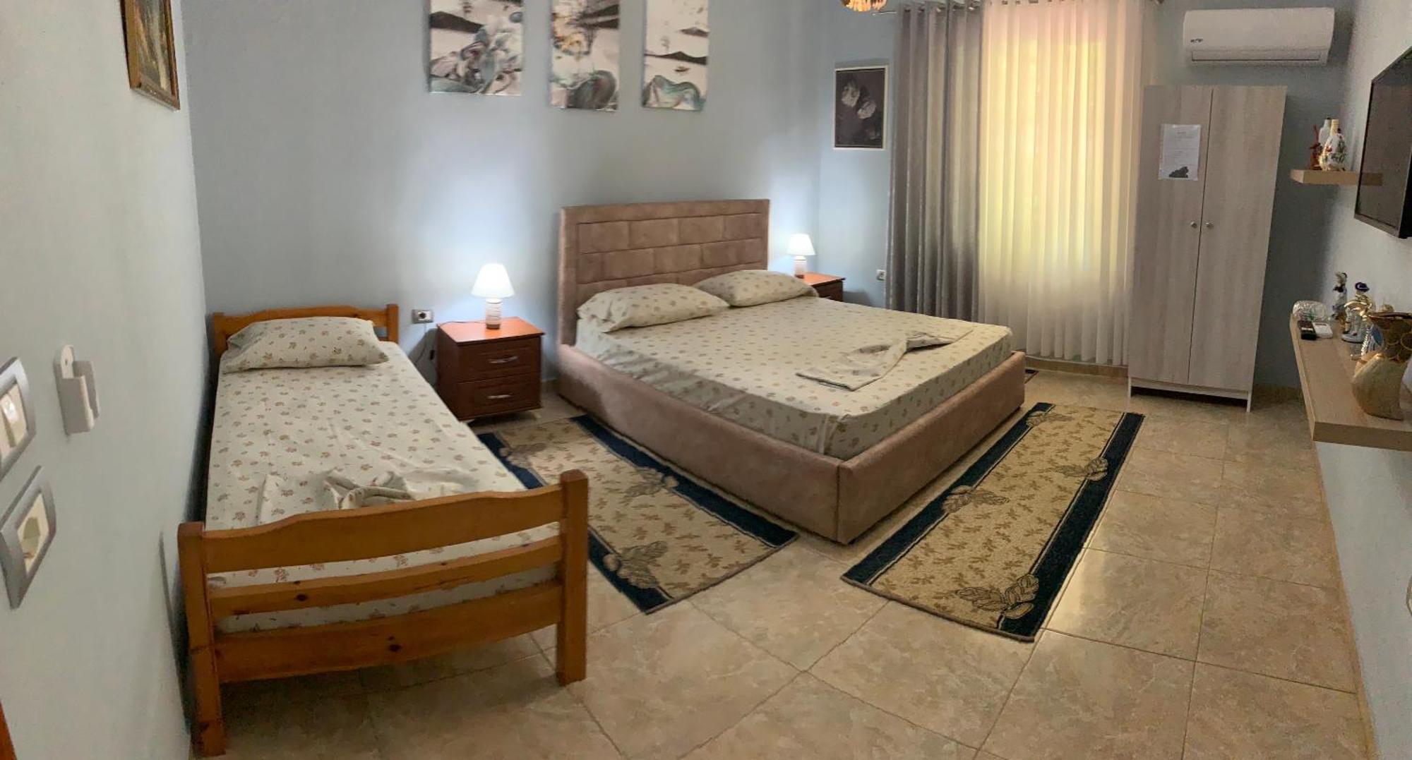 Vila Spaho Korce Luaran gambar